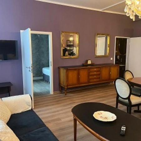 Ferienwohnung Alte Schule 22 Am Saseler Markt 2 Schlafzimmer & Baeder Hochwertig 汉堡 外观 照片