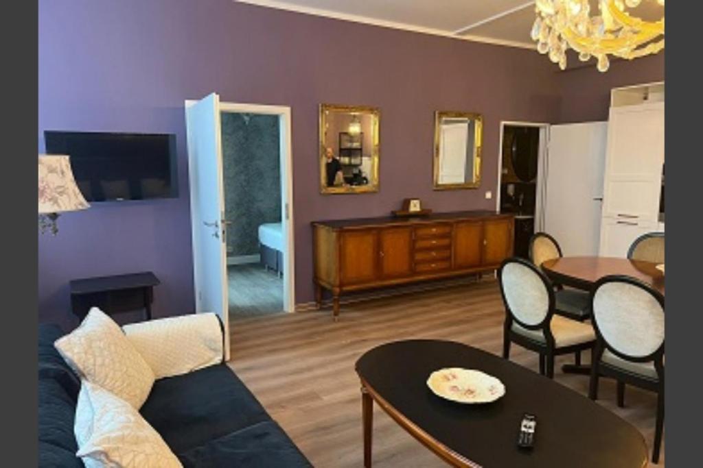 Ferienwohnung Alte Schule 22 Am Saseler Markt 2 Schlafzimmer & Baeder Hochwertig 汉堡 外观 照片